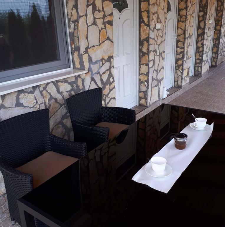 Relax Apartman Siofok-Sosto Exteriör bild