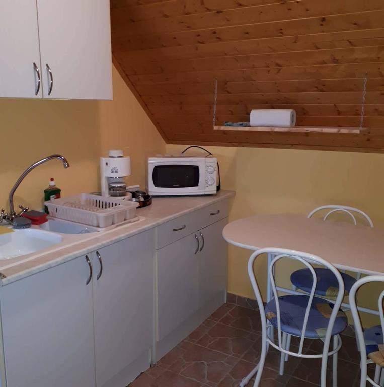 Relax Apartman Siofok-Sosto Exteriör bild